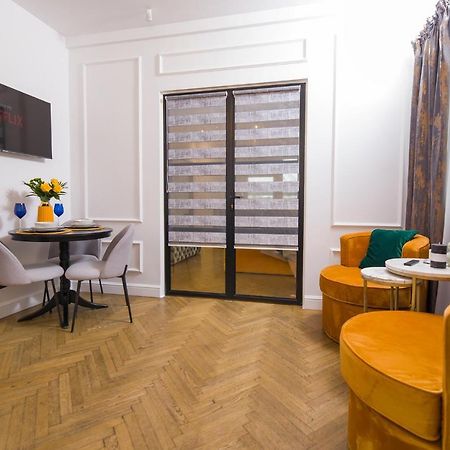 Bucharest Central Apartment Inter Buitenkant foto